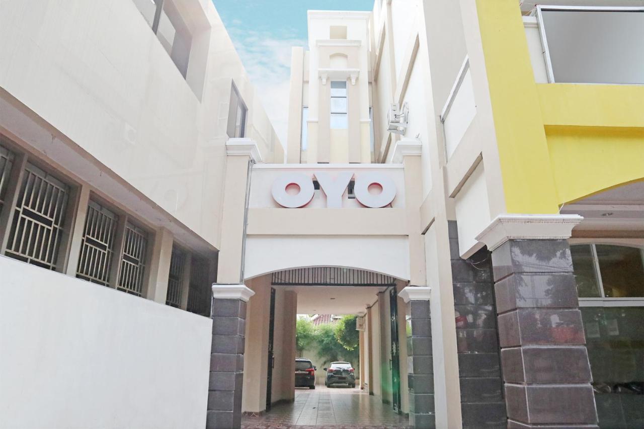 Oyo 1649 Grya Lavinsa Hotell Padang  Exteriör bild