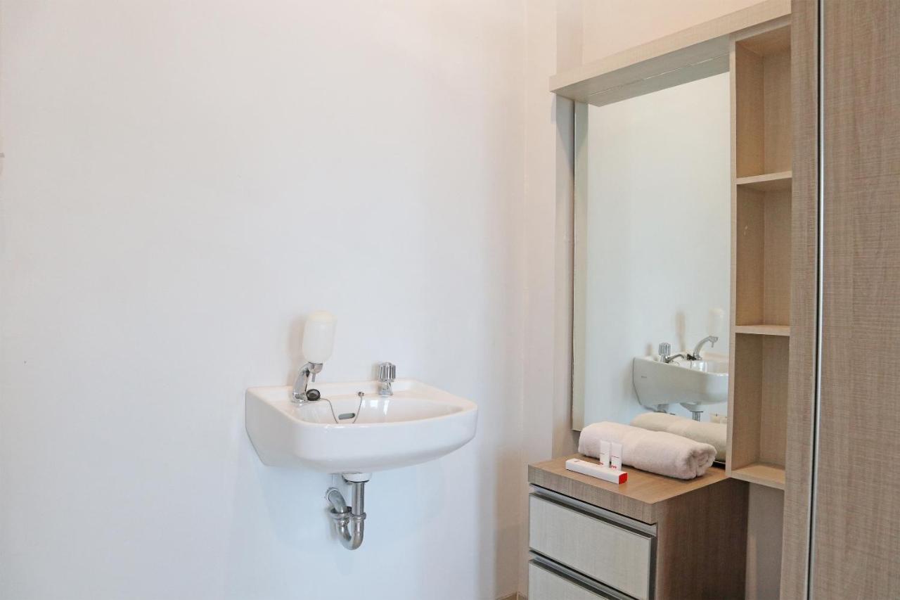 Oyo 1649 Grya Lavinsa Hotell Padang  Exteriör bild